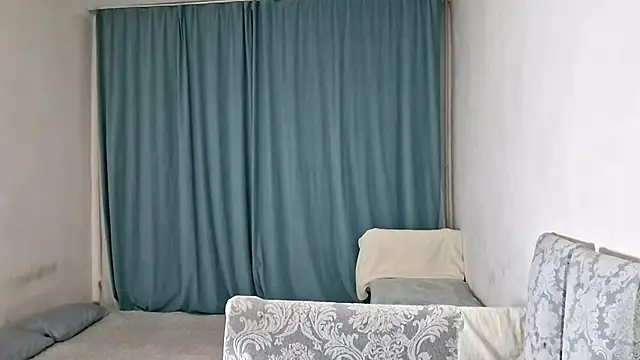 Lyndasilk online show from April 2026 03:29:01 PM