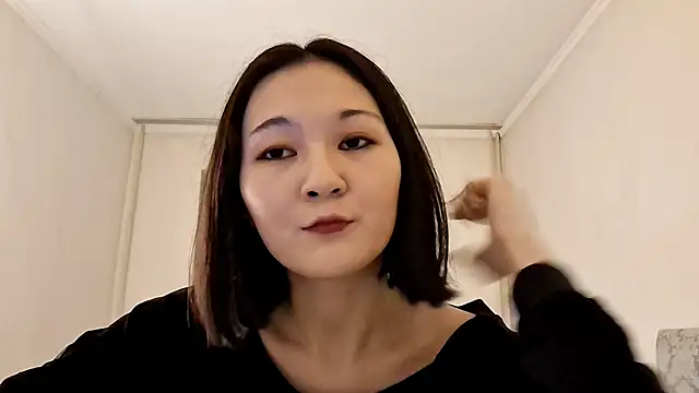 Lyndasilk online show from January 2026 05:41:01 PM