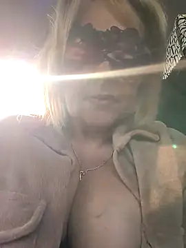 Monellaxx online show from March 2026 01:52:02 PM