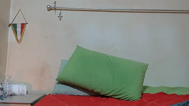 Monellaxx online show from December 2025 08:30:02 PM