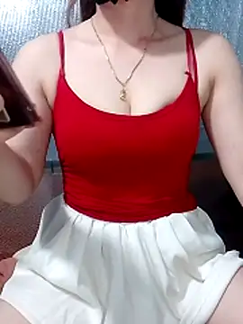LeanaLy online show from June 2026 01:11:02 PM
