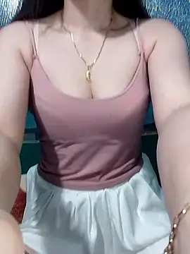 LeanaLy online show from May 2026 11:35:01 PM