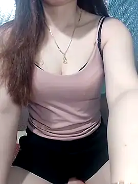 LeanaLy online show from June 2026 02:18:01 PM