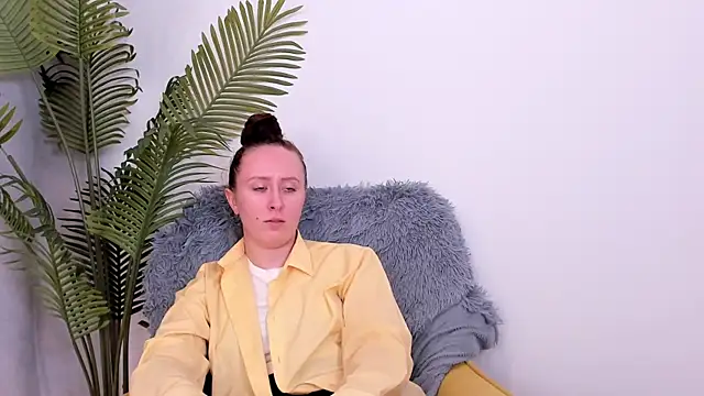 IngridCothron online show from October 2025 01:12:02 PM