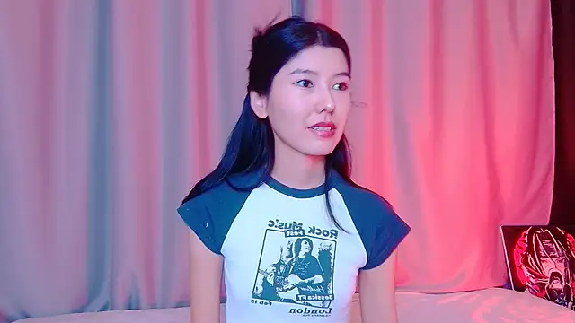 Snapshot of sunarinsun chatting on November 2025 10:53:02 PM sunarinsun online show from November 2025 10:53:02 PM