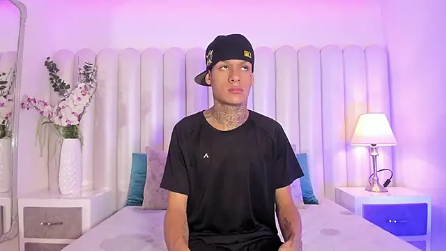 GaelCarter online show from November 2025 05:30:01 AM