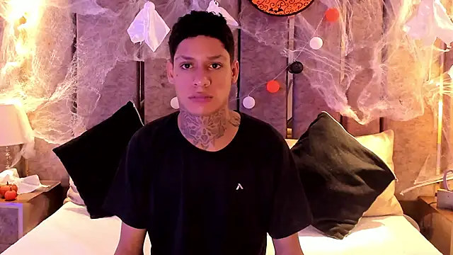 GaelCarter online show from October 2025 04:33:01 AM