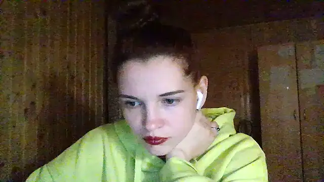 AmeliieLaFleur online show from May 2026 08:01:02 PM
