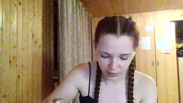 AmeliieLaFleur online show from April 2026 09:31:01 PM