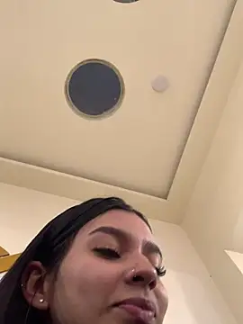 AlyssaRay online show from February 2026 06:51:02 PM