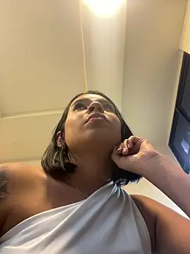 AlyssaRay online show from February 2026 06:48:02 PM