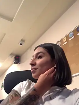 AlyssaRay online show from January 2026 04:10:02 PM