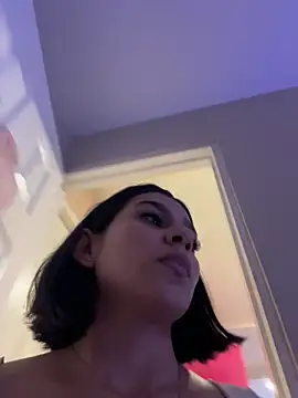 AlyssaRay online show from April 2026 12:12:02 PM