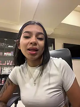 AlyssaRay online show from February 2026 03:42:01 PM