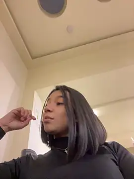 AlyssaRay online show from February 2026 07:01:02 PM