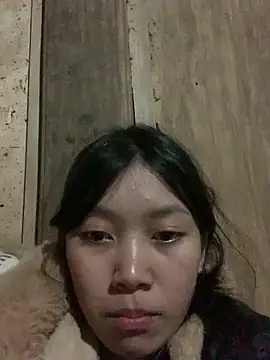 linh-lan1 online show from November 2025 01:33:01 PM