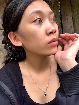 linh-lan1 online show from October 2025 12:40:02 AM