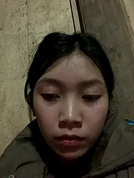 linh-lan1 online show from December 2025 01:17:02 PM