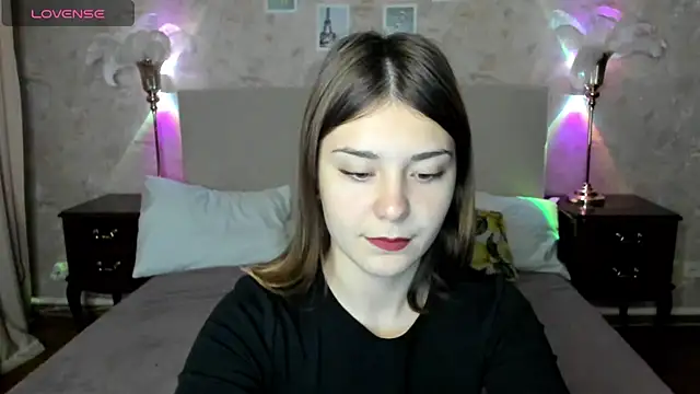 Snapshot of MargoChill chatting on December 2025 02:16:01 PM MargoChill online show from December 2025 02:16:01 PM