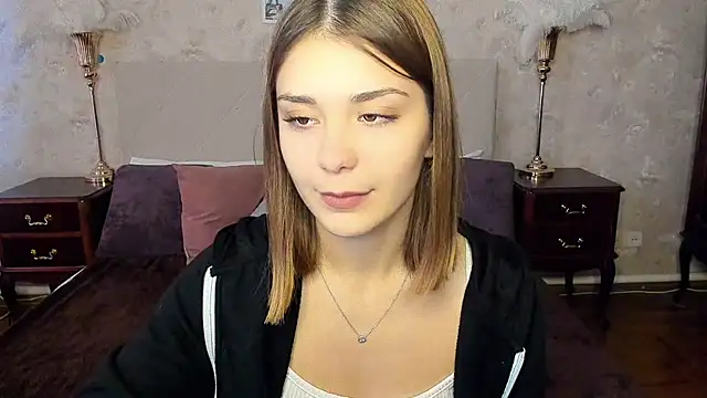 Snapshot of MargoChill chatting on October 2025 01:32:01 PM MargoChill online show from October 2025 01:32:01 PM