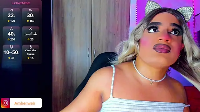 Sofiabigcock22 online show from March 2026 06:15:01 PM