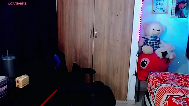 Sofiabigcock22 online show from February 2026 11:17:01 AM