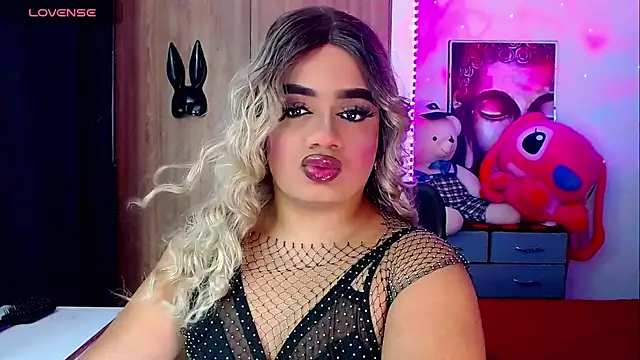 Sofiabigcock22 online show from October 2025 11:18:01 AM