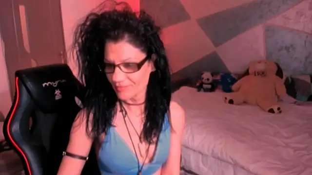 Snapshot of SweetSin40 chatting on June 2026 07:29:01 PM SweetSin40 online show from June 2026 07:29:01 PM