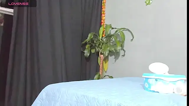 Sharlott smith online show from October 2025 11:47:02 PM