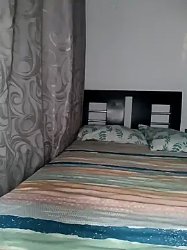 Snapshot of Ruberga20 chatting on October 2025 04:42:01 AM Ruberga20 online show from October 2025 04:42:01 AM