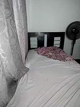 Snapshot of Ruberga20 chatting on November 2025 09:30:02 PM Ruberga20 online show from November 2025 09:30:02 PM