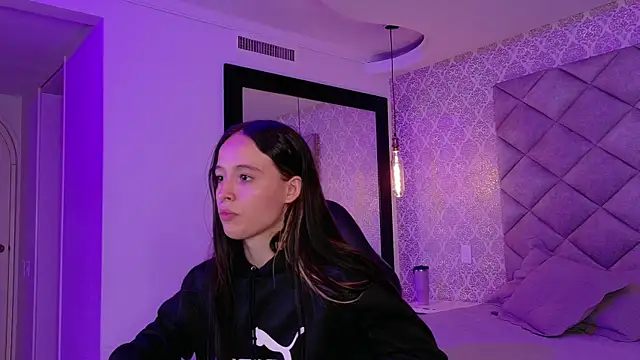 CARO ADAMS1 online show from November 2025 11:43:02 AM