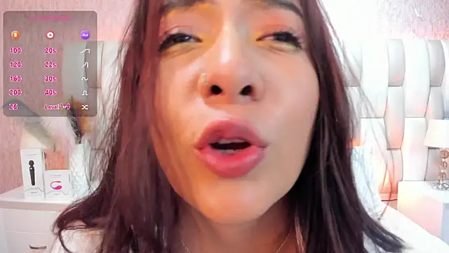 Ari lynn  online show from December 2025 03:18:01 AM