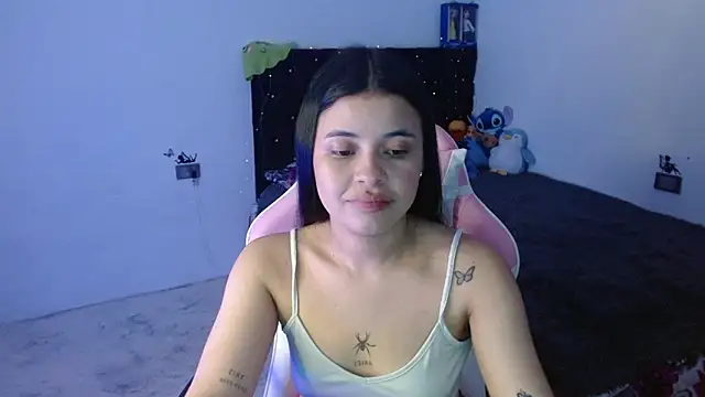 Megan ve online show from December 2025 02:05:01 AM