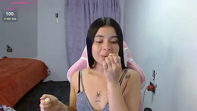 Megan ve online show from October 2025 02:22:02 AM