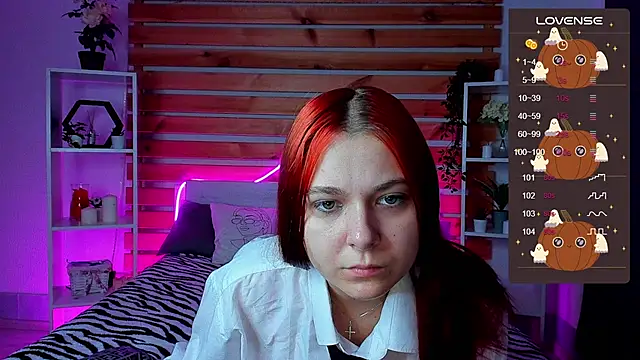 ChloeLewisss online show from October 2025 01:05:02 AM