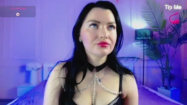 EvaBilss online show from April 2026 06:53:02 AM