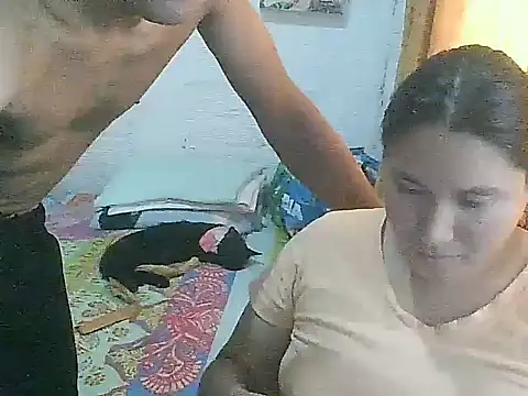 horny latin couple1 online show from October 2025 09:16:01 PM
