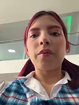 l0lita sweet online show from December 2025 03:32:02 PM