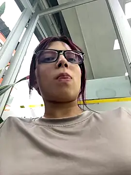 l0lita sweet online show from December 2025 09:47:02 PM