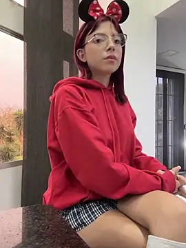 l0lita sweet online show from October 2025 11:09:01 AM