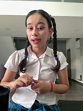 l0lita sweet online show from February 2026 03:32:01 PM