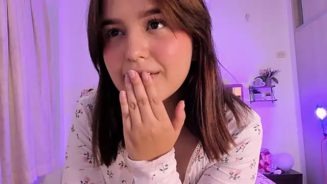 MIACUTEE  online show from March 2026 08:36:01 PM