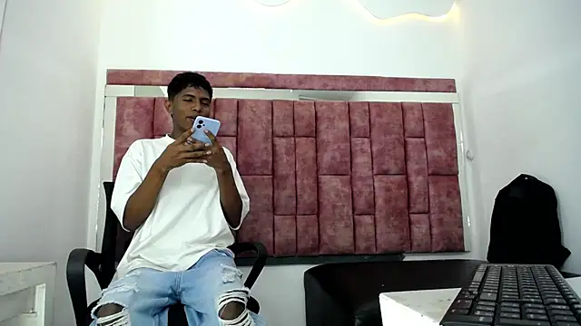 Mick storm online show from March 2026 07:17:02 PM