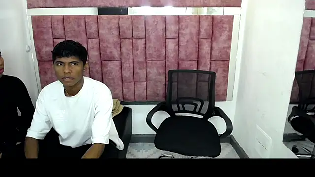 Mick storm online show from April 2026 07:06:02 PM