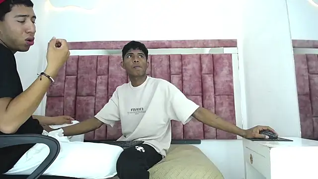 Mick storm online show from March 2026 07:23:02 PM