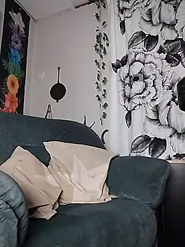 Snapshot of kiimakalu chatting on February 2026 10:18:02 PM kiimakalu online show from February 2026 10:18:02 PM