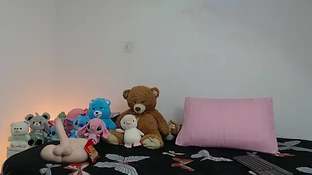 hope wefuck online show from November 2025 01:45:01 AM