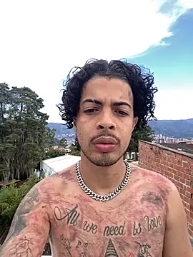 Sweett pain online show from October 2025 08:31:02 PM