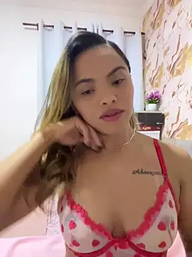 Snapshot of safadinhaquenteW chatting on July 2026 12:48:01 PM safadinhaquenteW online show from July 2026 12:48:01 PM